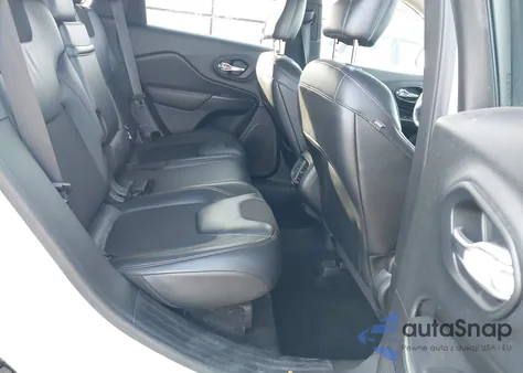 2015 Jeep Cherokee Trailhawk from USA, damaged, VIN 1C4PJMBB2FW770174